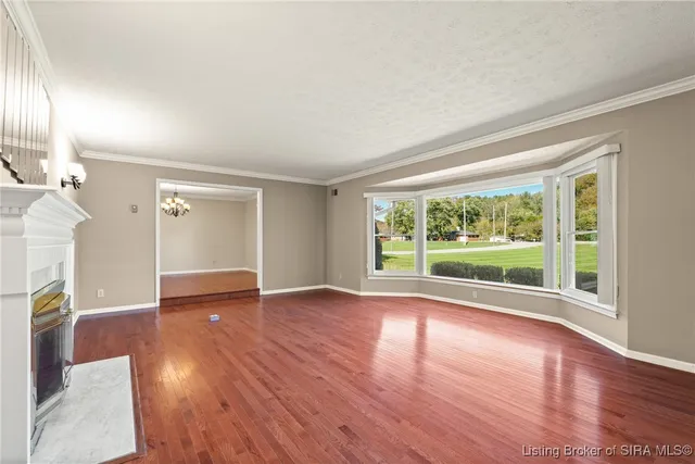 $599,900 | 512 West Water Street, Borden, IN 47106