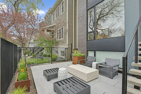 $1,995,000 | 3012 North Hoyne Avenue, Chicago, IL 60618