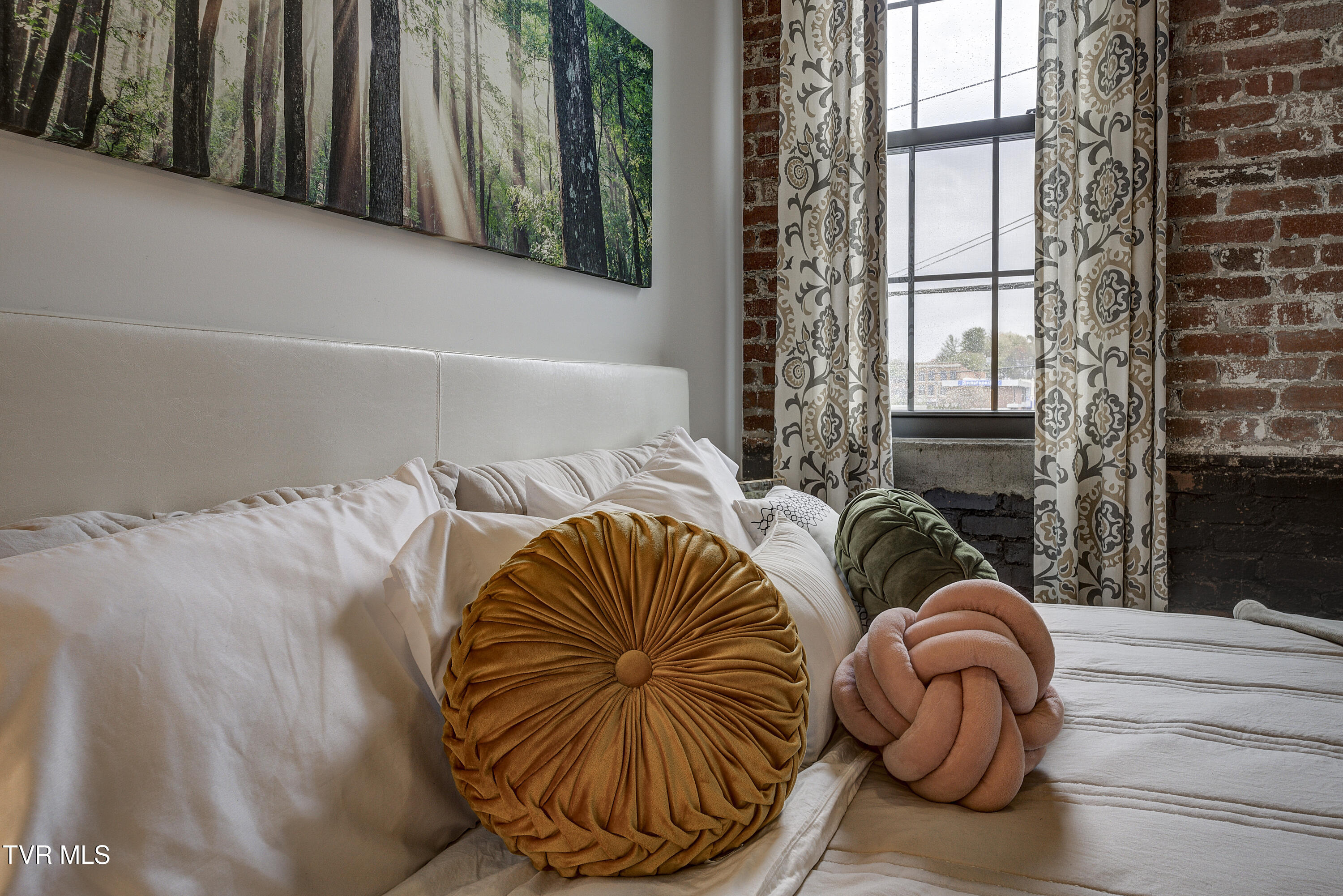 201 8th Street, Unit 203 Bristol, TN 37620 - Photo 19 of 31 Remington1-19