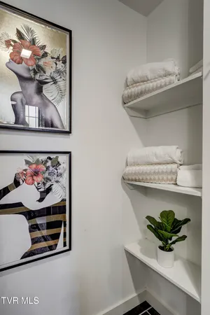 $1,850 | 201 8th Street, Unit 203, Bristol, TN 37620