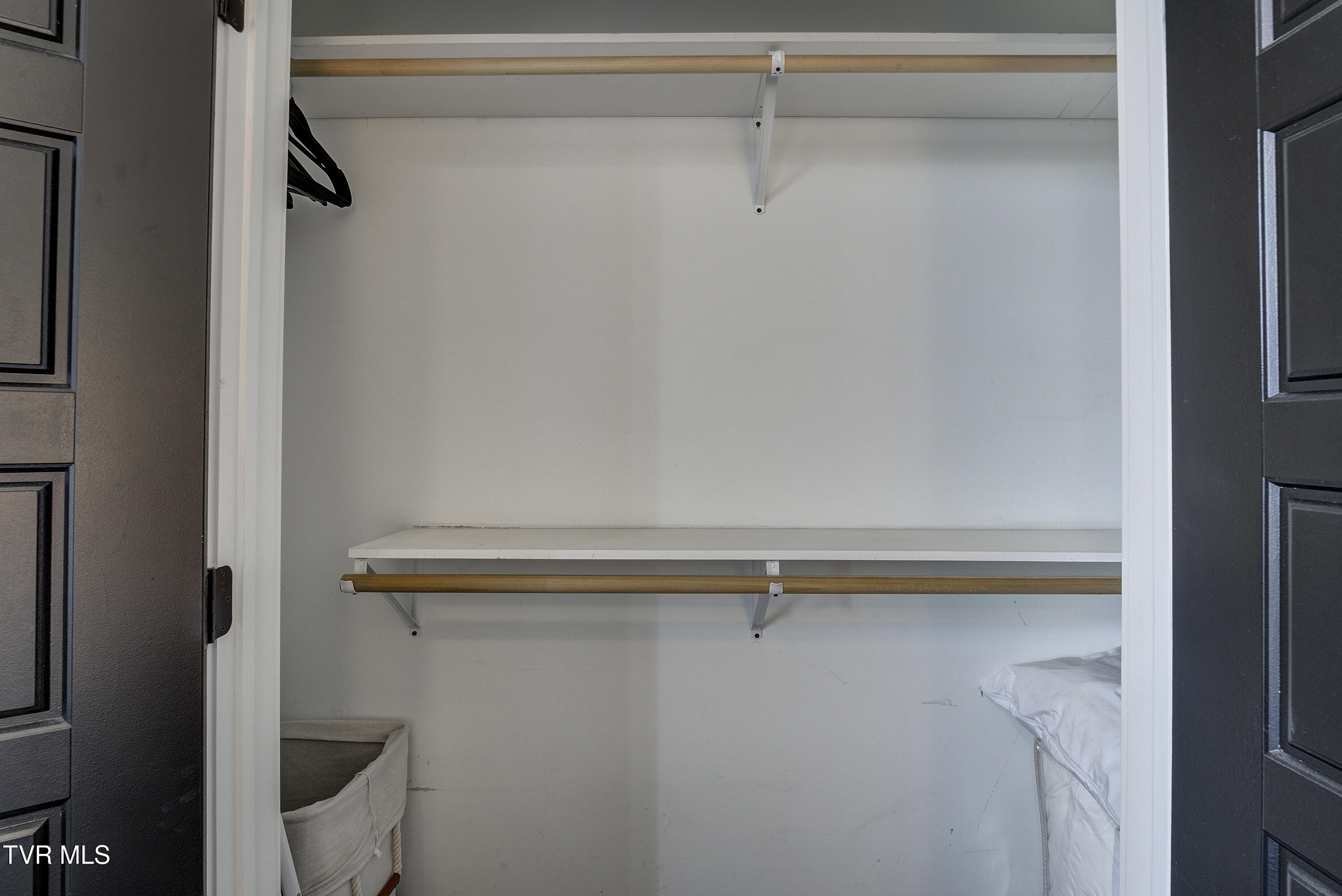 201 8th Street, Unit 203 Bristol, TN 37620 - Photo 26 of 31 Remington1-26