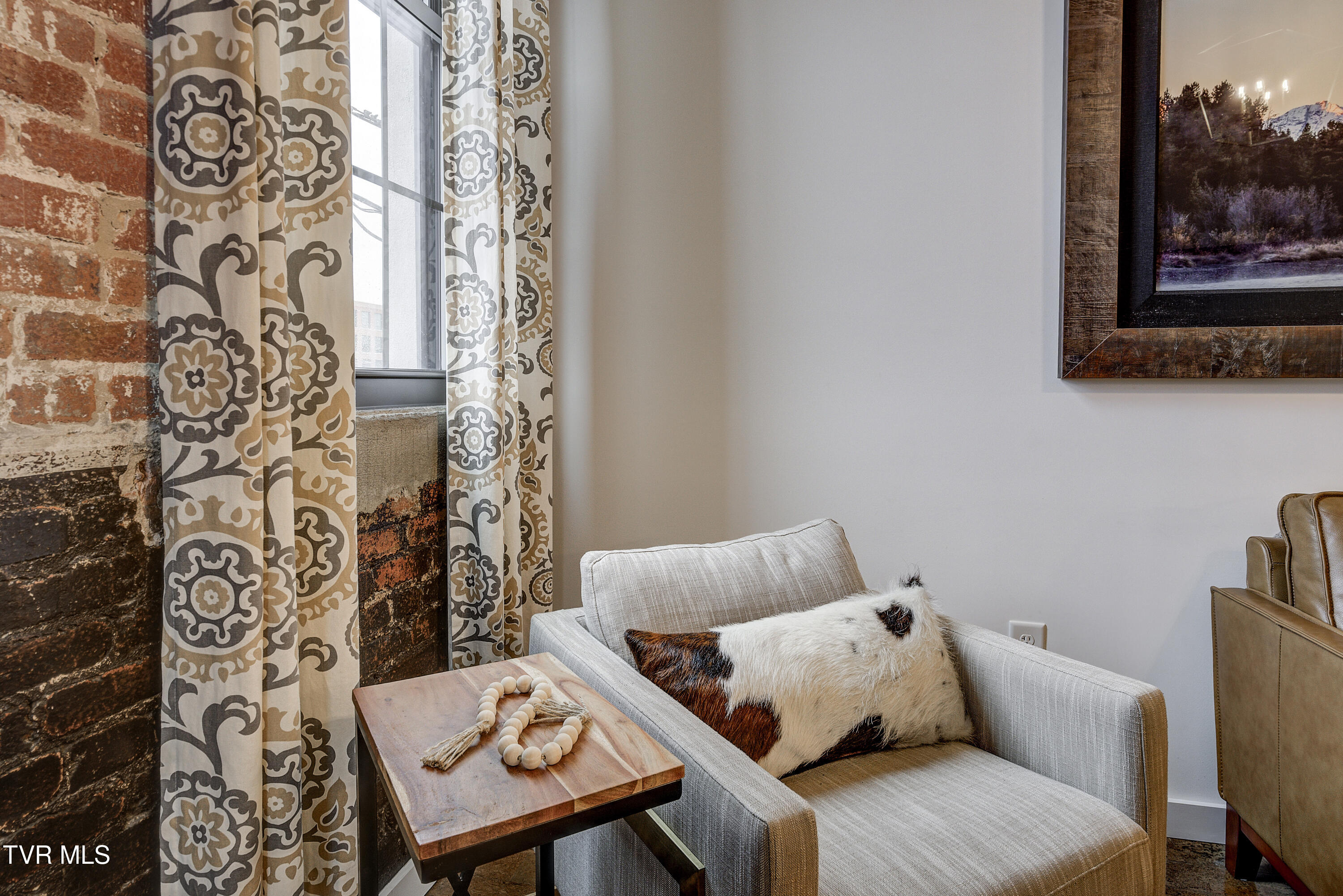 201 8th Street, Unit 203 Bristol, TN 37620 - Photo 27 of 31 Remington1-27