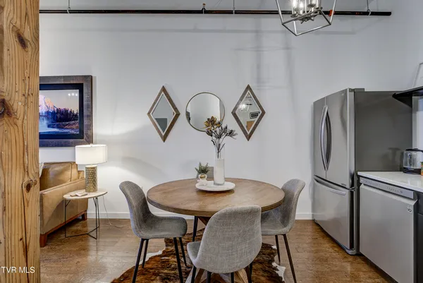 $1,850 | 201 8th Street, Unit 203, Bristol, TN 37620