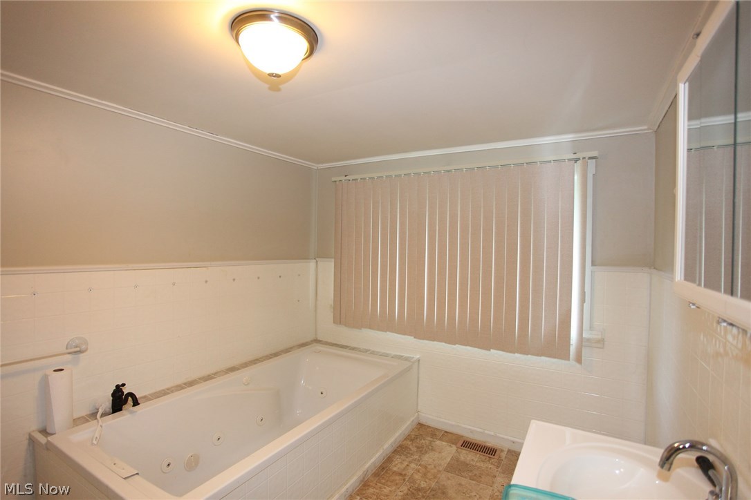 33102 Chestnut Ridge Road North Ridgeville, OH 44039 - Photo 19 of 31