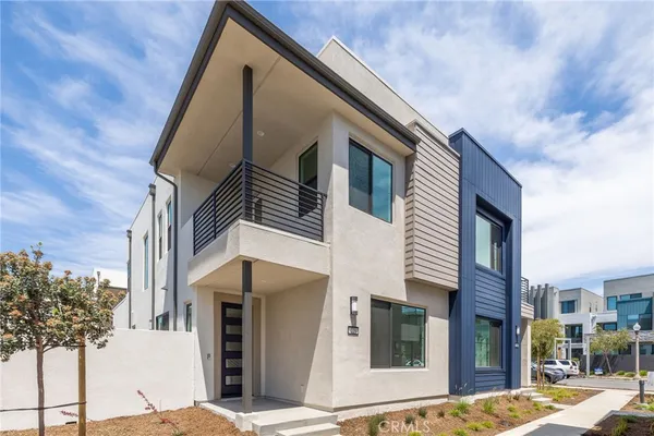$5,500 | 229 Novel, Irvine, CA 92618