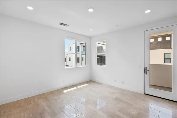 $5,500 | 229 Novel, Irvine, CA 92618