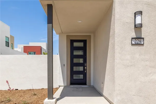 $5,500 | 229 Novel, Irvine, CA 92618