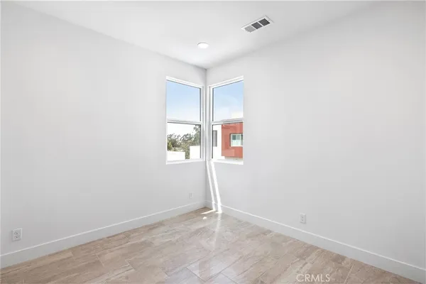 $5,500 | 229 Novel, Irvine, CA 92618
