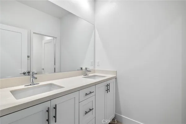 $5,500 | 229 Novel, Irvine, CA 92618