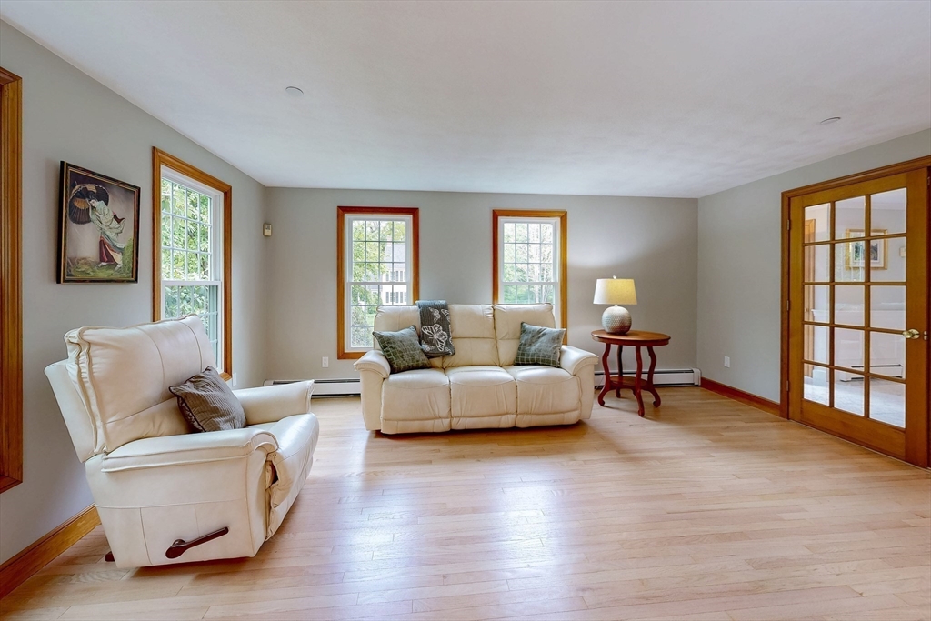 56 Emerson Road East Walpole, MA 02032 - Photo 14 of 40