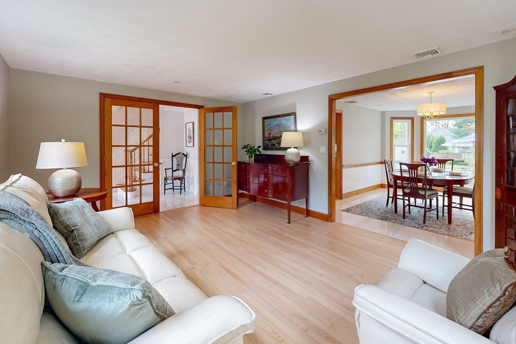 56 Emerson Road East Walpole, MA 02032 - Photo 16 of 40