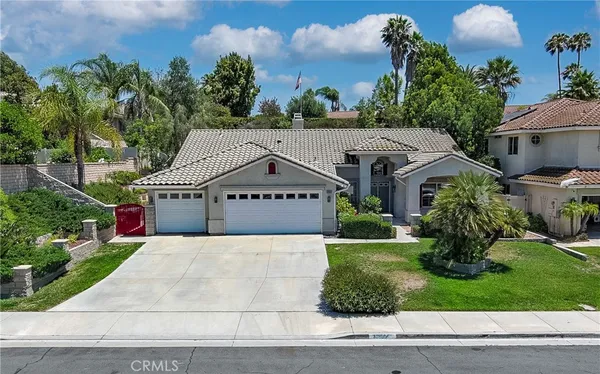 $725,000 | 39986 Via Espana, Murrieta, CA 92562
