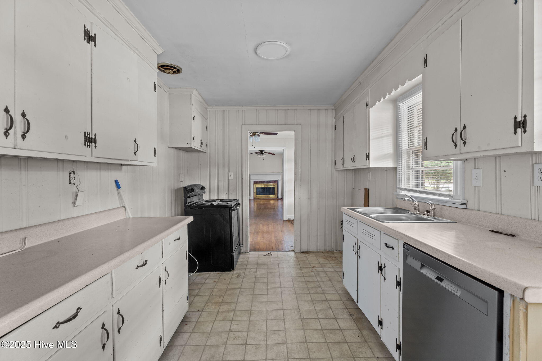 100 Crestview Road Rocky Mount, NC 27801 - Photo 8 of 31 Kitchen