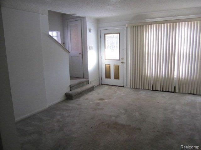 18647 Meyers Road Detroit, MI 48235 - Photo 5 of 8 IMG_0091