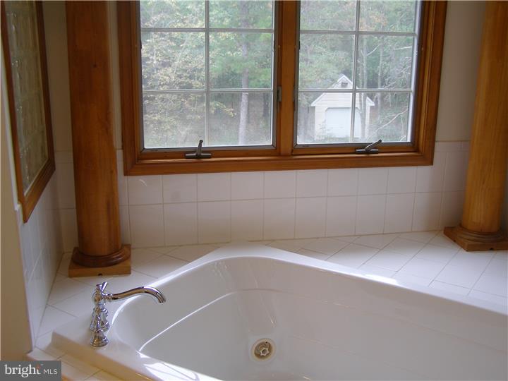 211 Friendship Road Southampton, NJ 08088 - Photo 21 of 23 Master Bathroom
