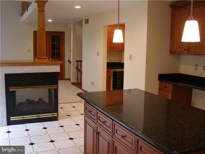 211 Friendship Road Southampton, NJ 08088 - Photo 4 of 23 Kitchen