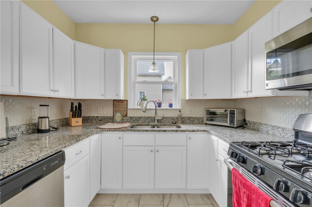 45 Arch Street Pawtucket, RI 02860 - Photo 19 of 42