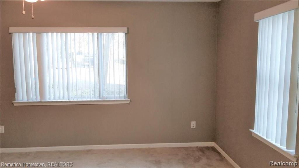 18985 Filmore Street Livonia, MI 48152 - Photo 5 of 13