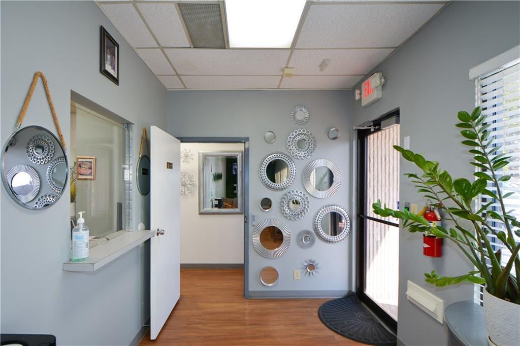 4298 Memorial Drive, Unit D Decatur, GA 30032 - Photo 3 of 26 a very nice looking room with windows