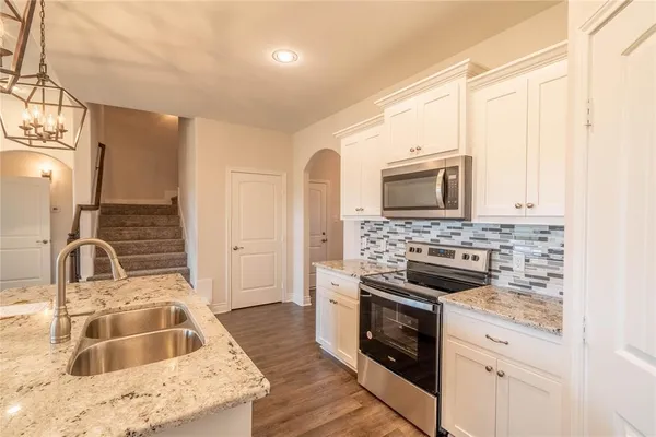 $2,495 | 8202 Grant Lane, Greenville, TX 75402