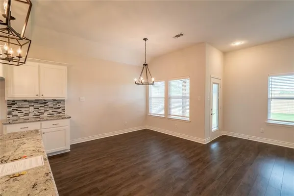 $2,495 | 8202 Grant Lane, Greenville, TX 75402