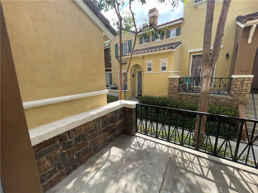 910 Timberwood Irvine, CA 92620 - Photo 15 of 24 Balcony