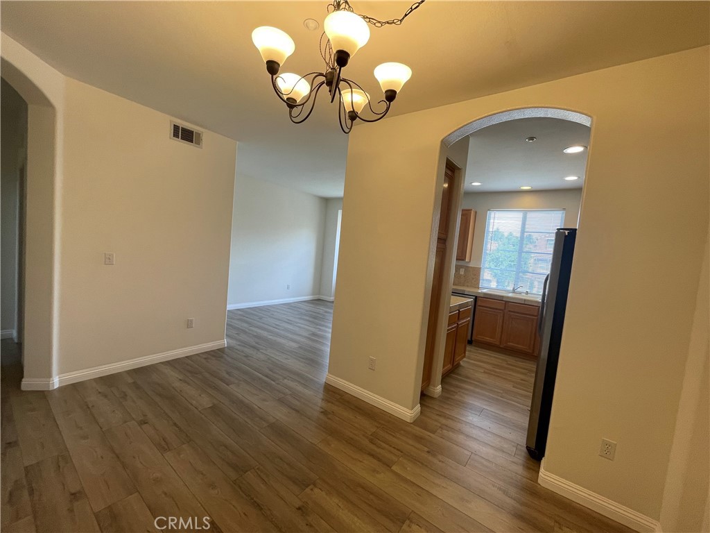 910 Timberwood Irvine, CA 92620 - Photo 2 of 24 Dining Room