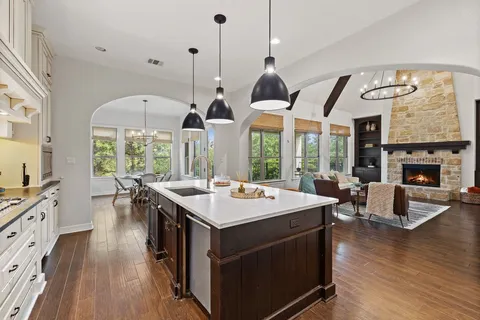 $998,000 | 17401 Wildrye Drive, Austin, TX 78738