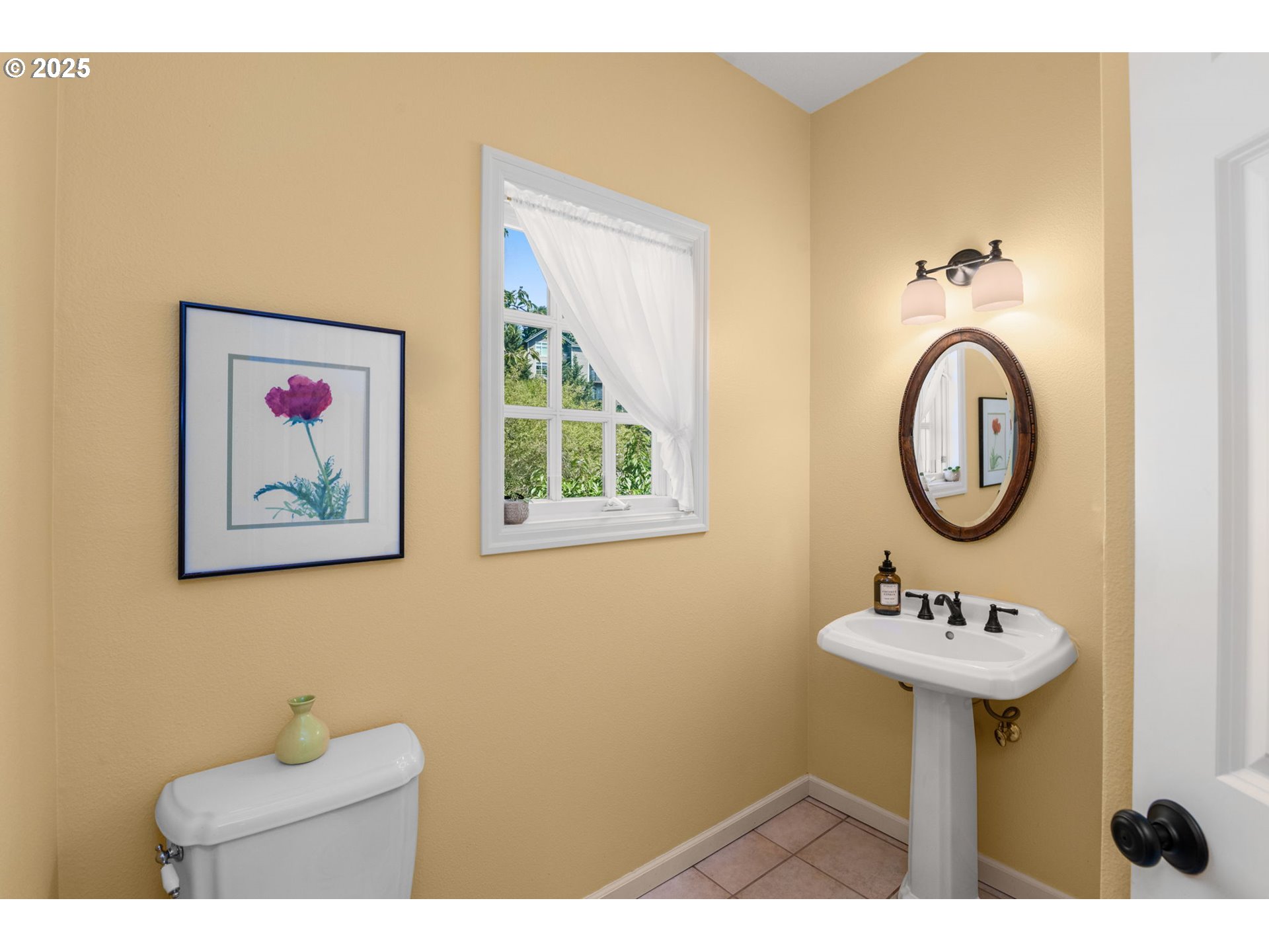 9946 Northwest Abbey Road Portland, OR 97229 - Photo 23 of 42 Gallery Image 23