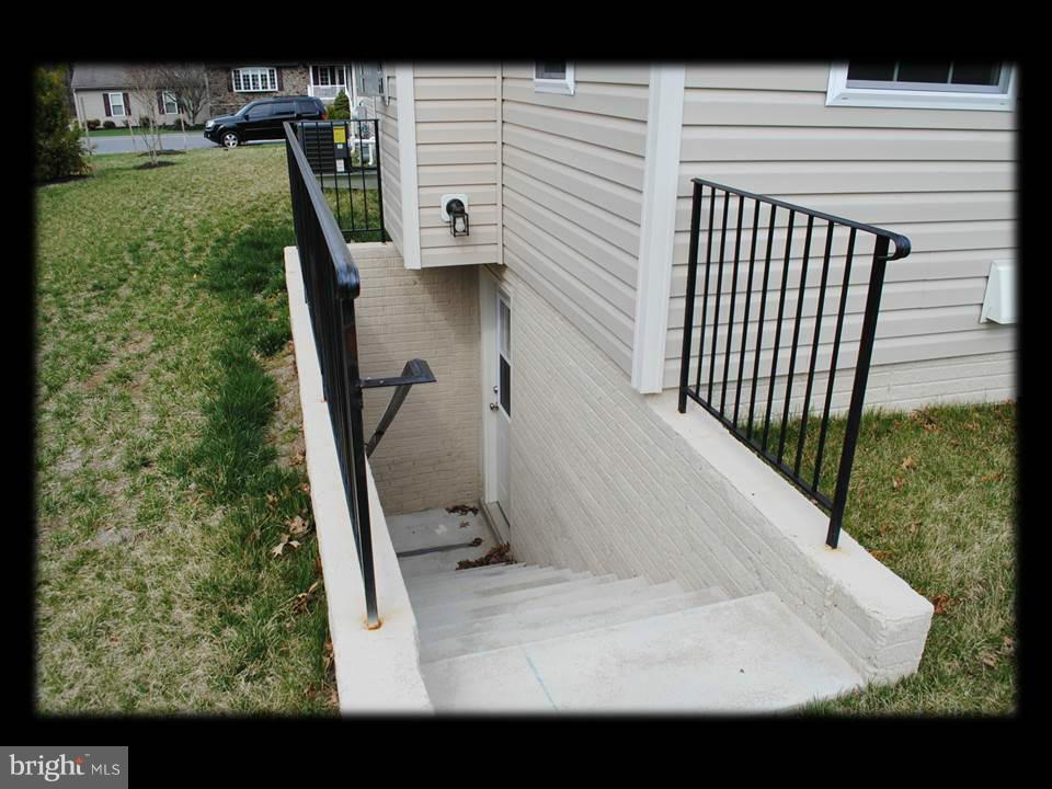 813 Wampler Road Baltimore, MD 21220 - Photo 7 of 30 a view of small space