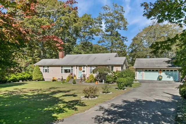 $469,900 | 102 Hayden Avenue, Tiverton, RI 02878