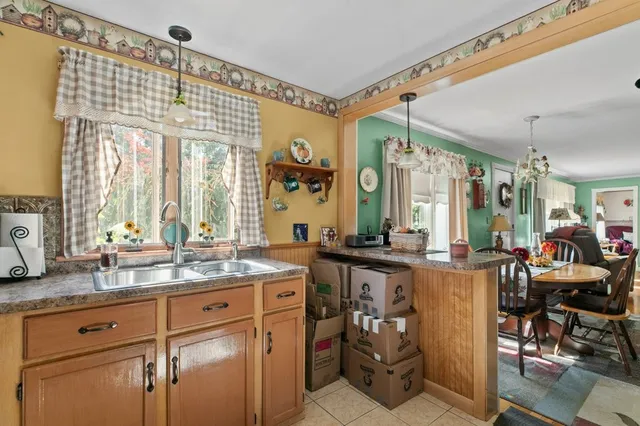 $469,900 | 102 Hayden Avenue, Tiverton, RI 02878