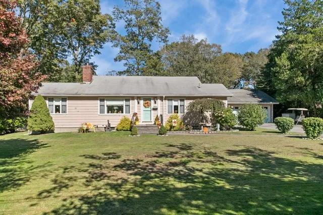$469,900 | 102 Hayden Avenue, Tiverton, RI 02878