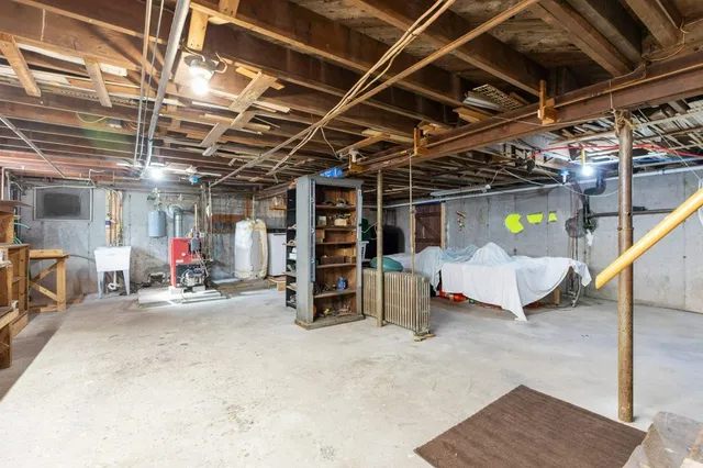 $469,900 | 102 Hayden Avenue, Tiverton, RI 02878