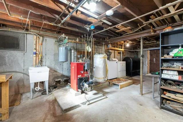 $469,900 | 102 Hayden Avenue, Tiverton, RI 02878