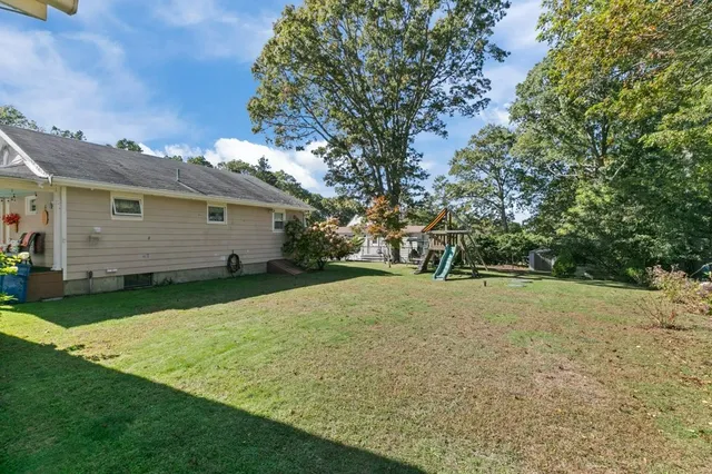 $469,900 | 102 Hayden Avenue, Tiverton, RI 02878