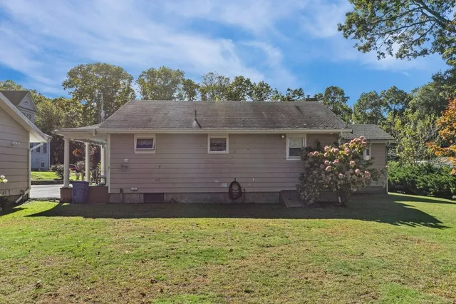 $469,900 | 102 Hayden Avenue, Tiverton, RI 02878