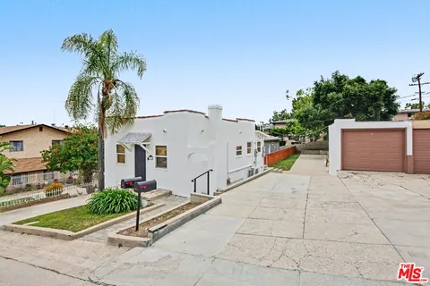 $949,000 | 3214 Shasta Circle South, Los Angeles, CA 90065