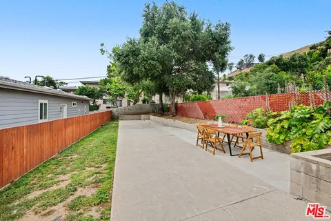 $949,000 | 3214 Shasta Circle South, Los Angeles, CA 90065