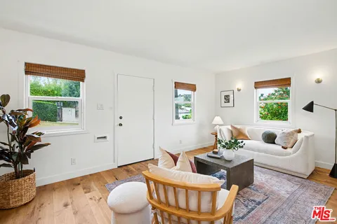 $949,000 | 3214 Shasta Circle South, Los Angeles, CA 90065