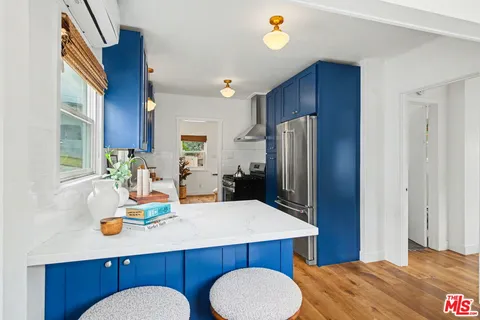 $949,000 | 3214 Shasta Circle South, Los Angeles, CA 90065