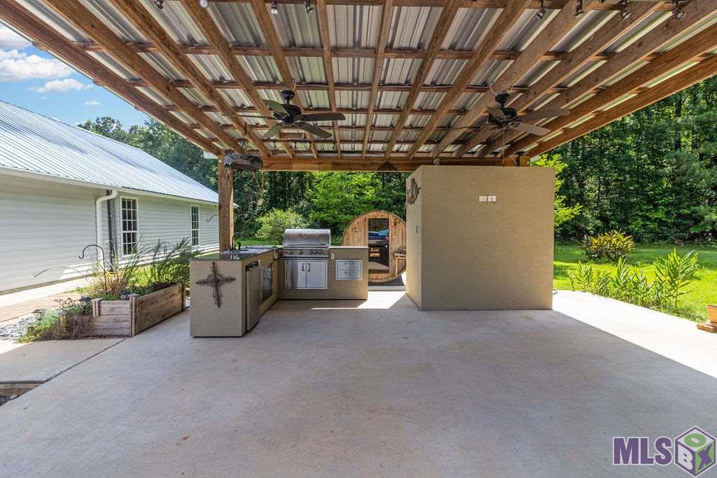 37061 Caraway Road Denham Springs, LA 70706 - Photo 4 of 24 Outdoor Kitchen