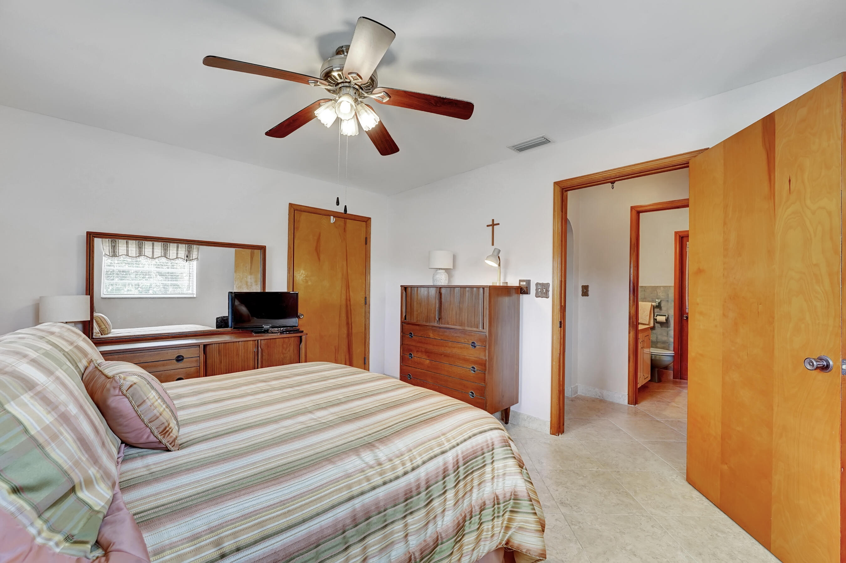 4182 Northwest 3rd Avenue Boca Raton, FL 33431 - Photo 27 of 35 DSC01871