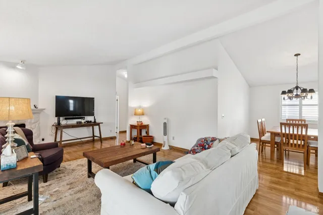 $349,000 | 282 Paseo Bolivar, Sonoma, CA 95476