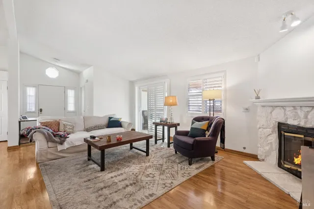 $349,000 | 282 Paseo Bolivar, Sonoma, CA 95476