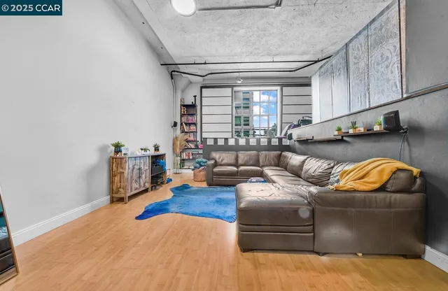 $499,000 | 247 4th Street, Unit 206, Oakland, CA 94607