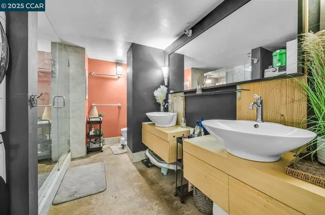 $499,000 | 247 4th Street, Unit 206, Oakland, CA 94607