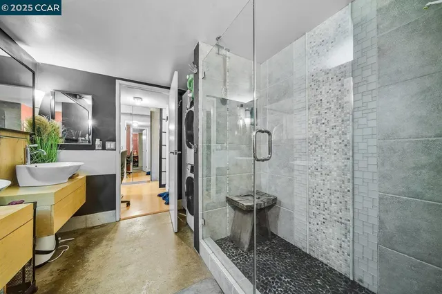 $499,000 | 247 4th Street, Unit 206, Oakland, CA 94607