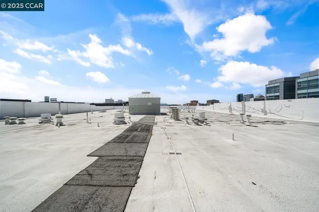 $499,000 | 247 4th Street, Unit 206, Oakland, CA 94607