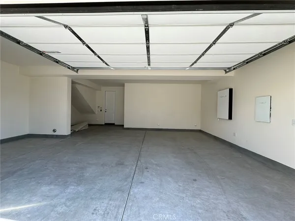 $5,500 | 114 Seep, Irvine, CA 92618